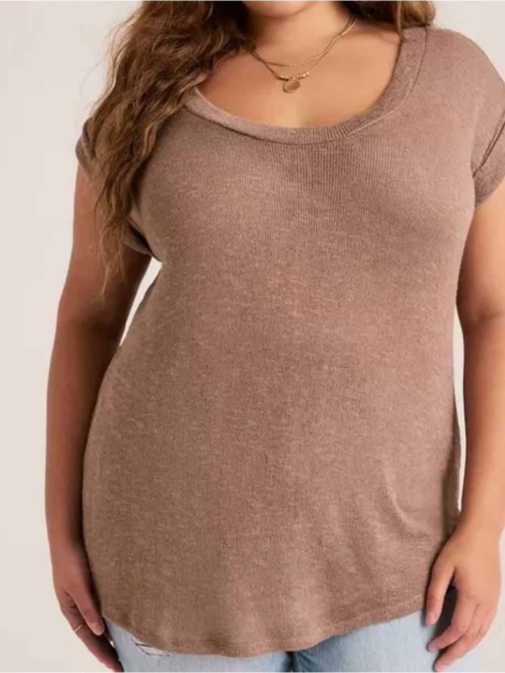 Relaxed Scoop Neck Short Sleeve Tunic in Taupe